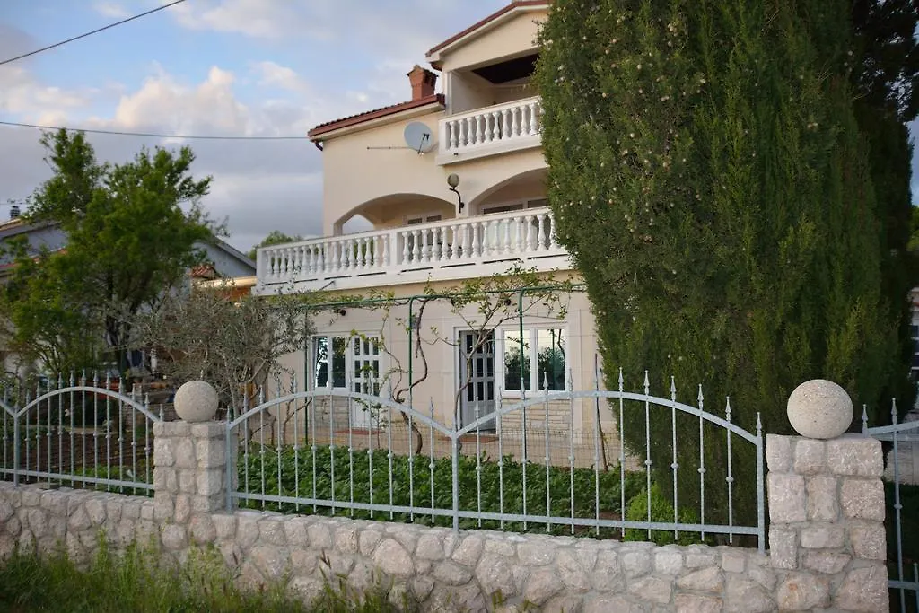Apartments Dida Moj Šmrika