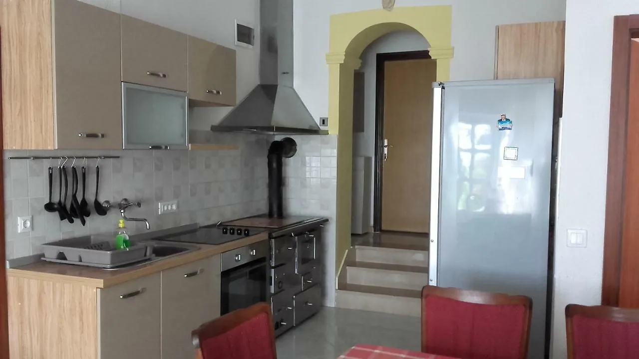 Apartments Dida Moj Smrika Guest house
